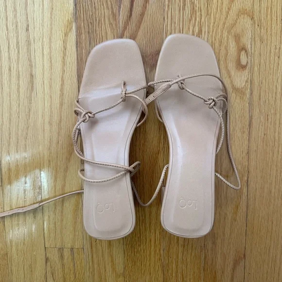 NWOT LOQ Avila block heel sandal in Dune in Size 38 - Picture 2 of 4